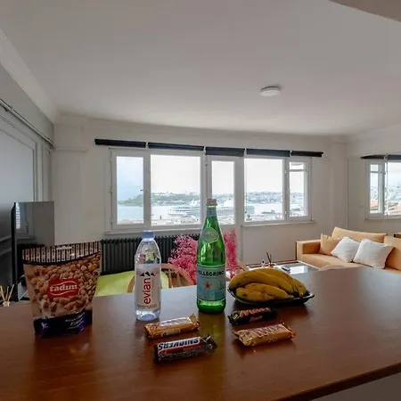 Appartamento Central With Bosphorus View
